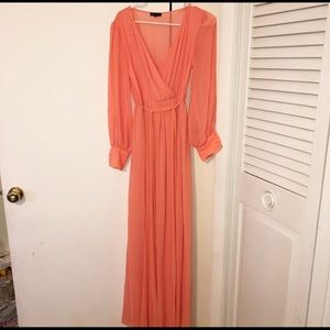 Miss Avenue Maxi Dress Peach colored